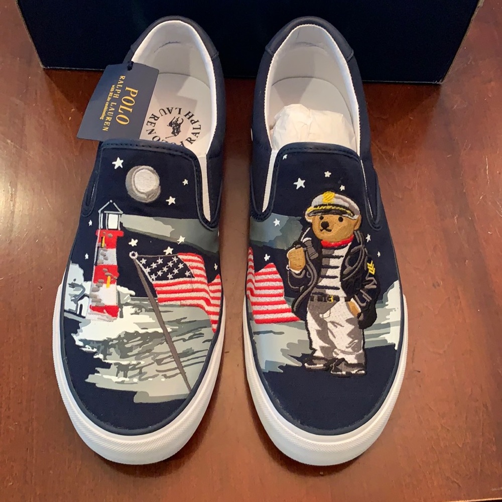 New with tags and box Polo Ralph Lauren men slip on navy canvas sneaker in 9.5